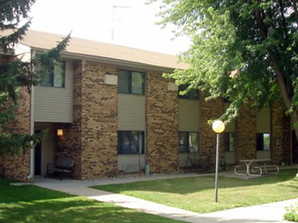 612 4th Ave #2, Round Lake, MN 56167