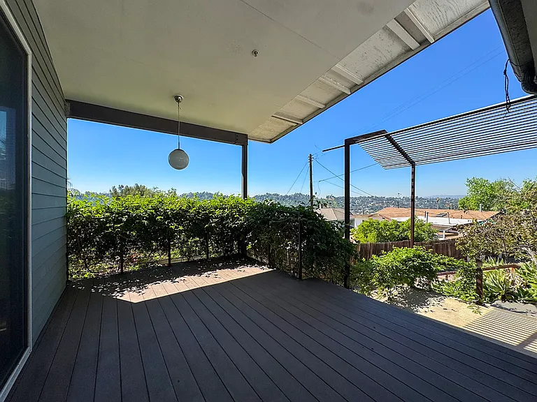 3050 Knob Dr — Photo 6