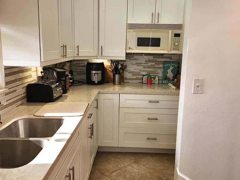 745 SE 19th Ave #112 — Photo 4