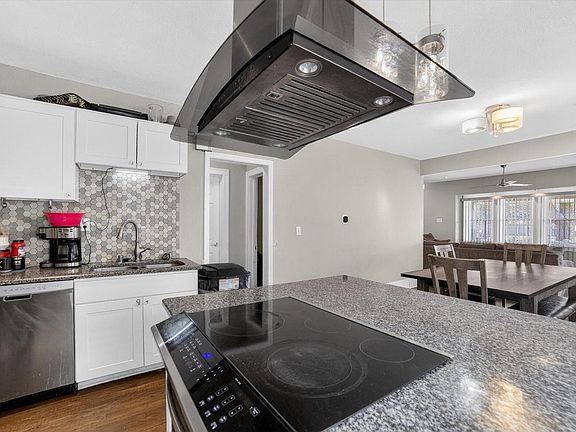 3rd image of 4149 North 19th STREET