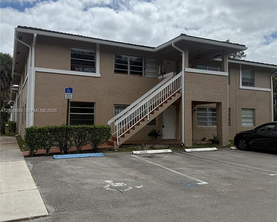 1st image of 10228 Twin Lakes Dr APT 16