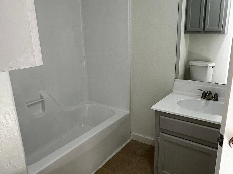 5410 Brookhollow Dr — Photo 7