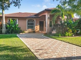 15357 SW 163rd St, Miami, FL 33187
