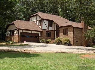 3106 Holly Tree Ln, Monroe, NC 28110