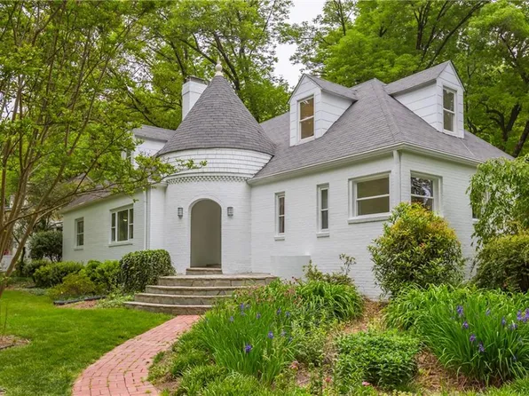 102 Wedgedale Ave, Greensboro, NC 27403