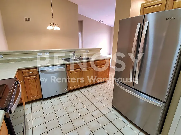 12118 W Dorado Pl #305 — Photo 4