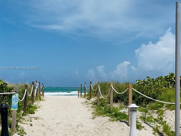 7832 Collins Ave #201 — Photo 35