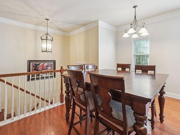 5th image of 3808 Fairhill Point