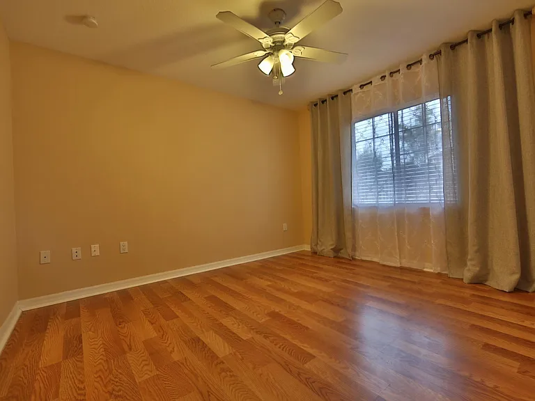 4465 Longford Dr — Photo 7