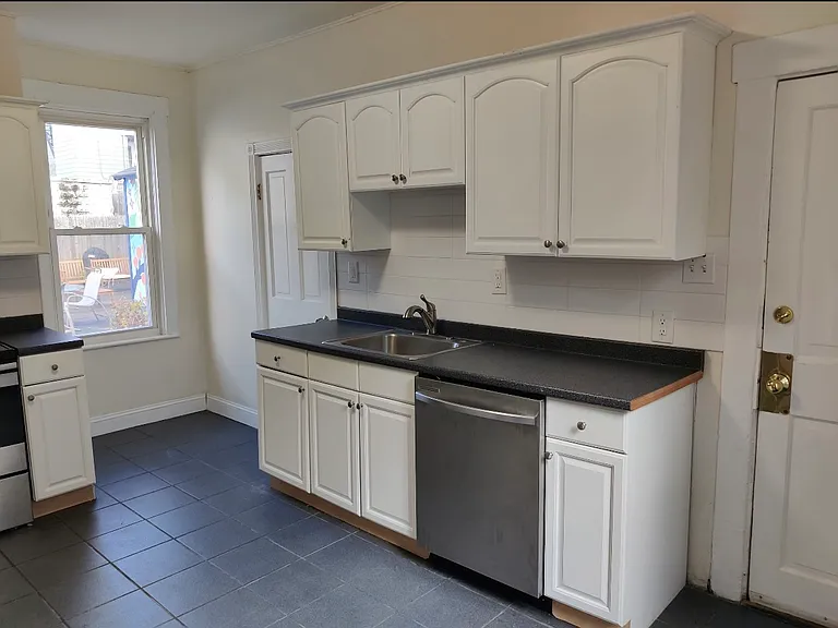 79 Partridge Ave — Photo 7