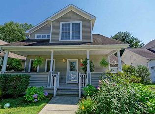 4 Horseshoe Dr, Saratoga Springs, NY 12866