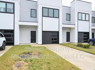 14 S Laird Dr, Clayton, NC 27520
