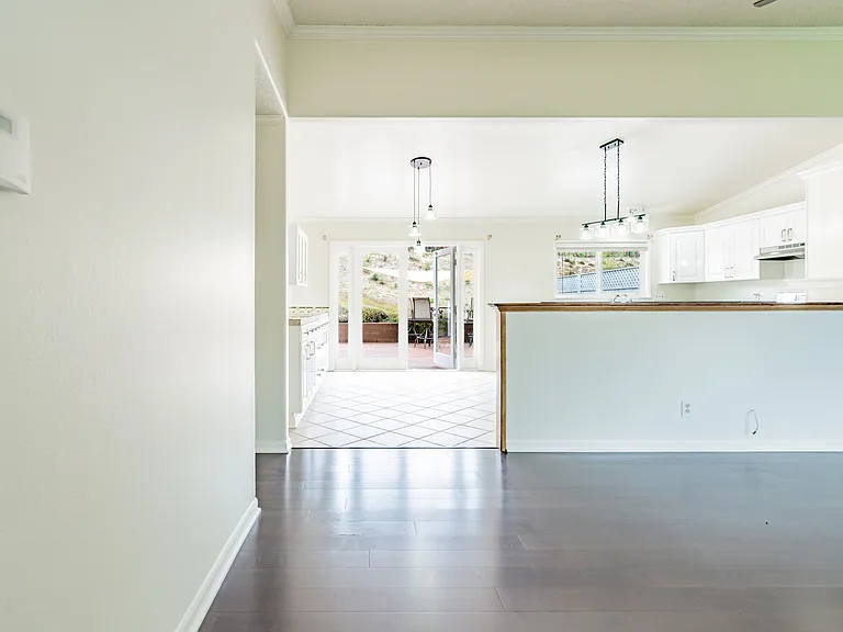 6894 N Auburn Cir — Photo 8