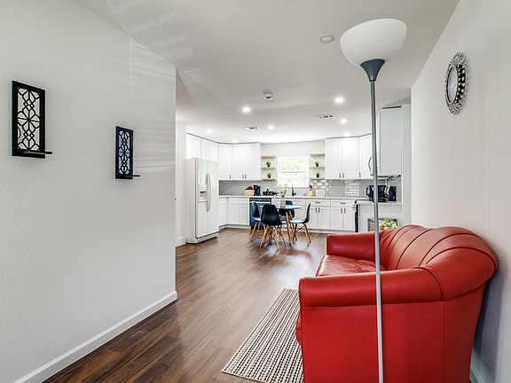 Entrance and Kitchen on the back