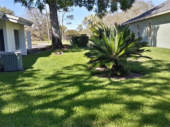 5th image of 102 Arrowhead Ln