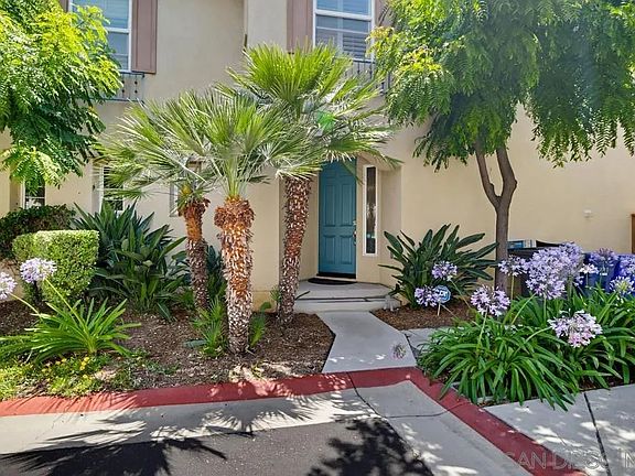 4th image of 2318 Gardenia Way