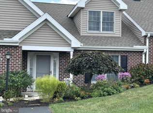 12 Blue Mountain Vis, Mechanicsburg, PA 17050