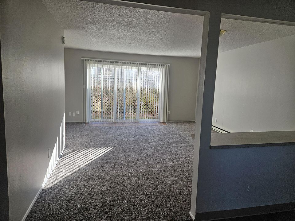 1st image of 4210 NE Cully Blvd #5