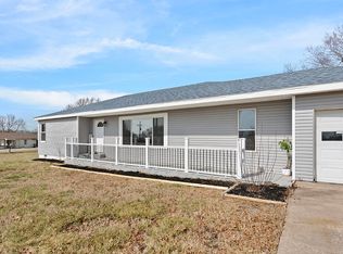 304 W 2nd Street, Miller, MO 65707