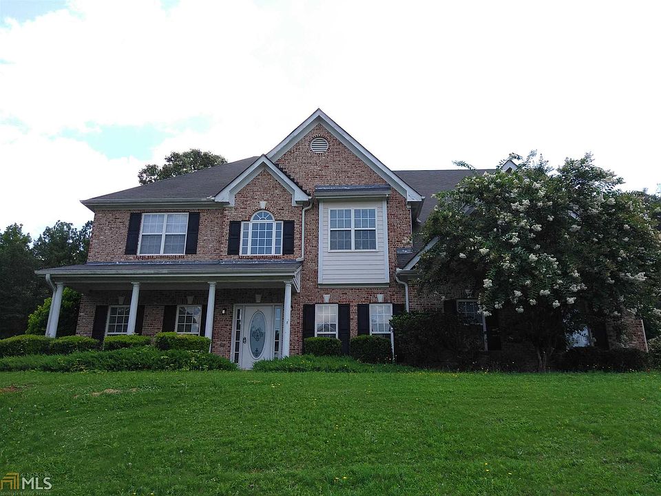 2nd image of 3108 Brombley Dr SE