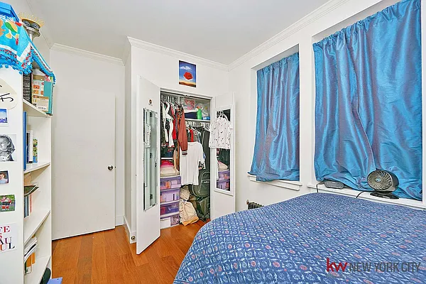 Rented by Keller Williams NYC | media 28