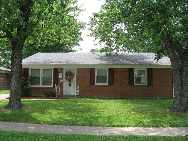 1st image of 712 Wandering Ln