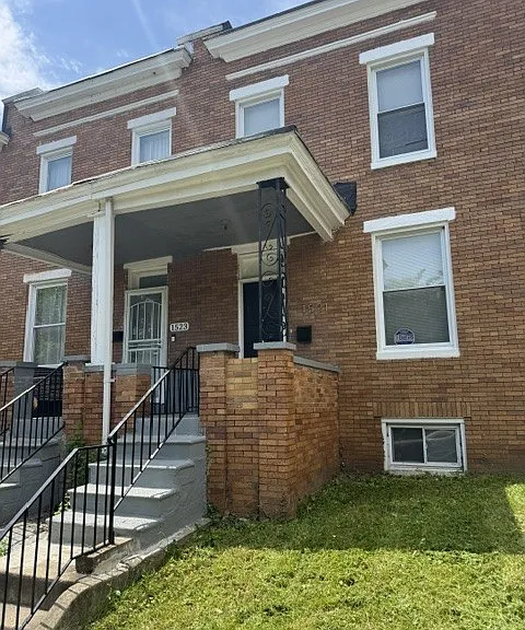1521 Montpelier St — Photo 2