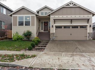 37134 Green Mountain St, Sandy, OR 97055