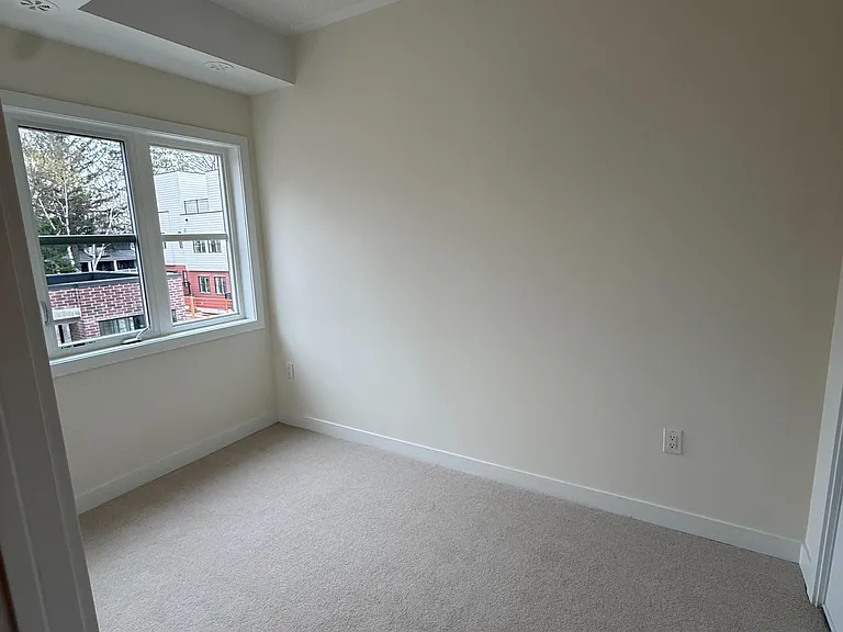 15100 Yonge St #212 — Photo 27