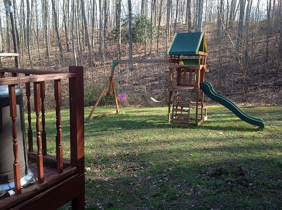 5th image of 125 Azalea Ln