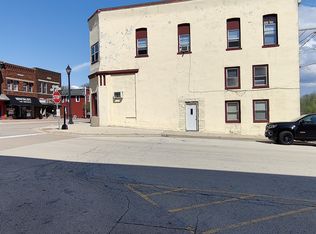 105 E Lincoln Ave #6, Hinckley, IL