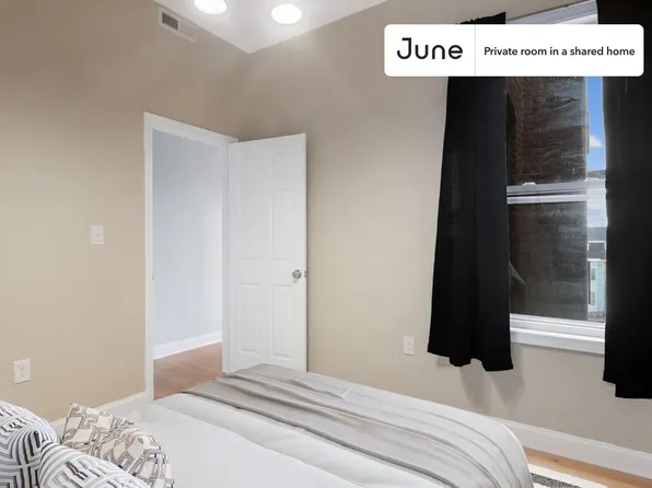 7 Linden St, Boston, MA