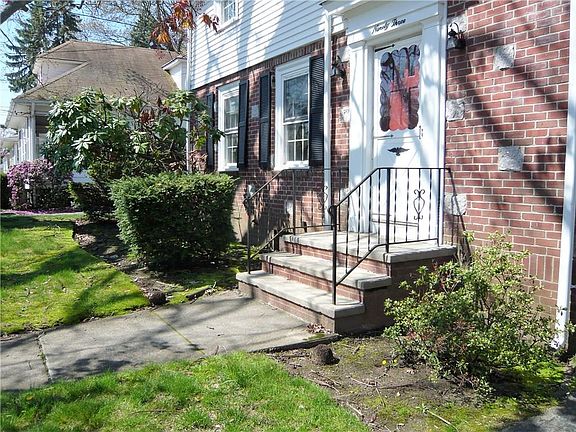 2nd image of 93 Knollwood Ave