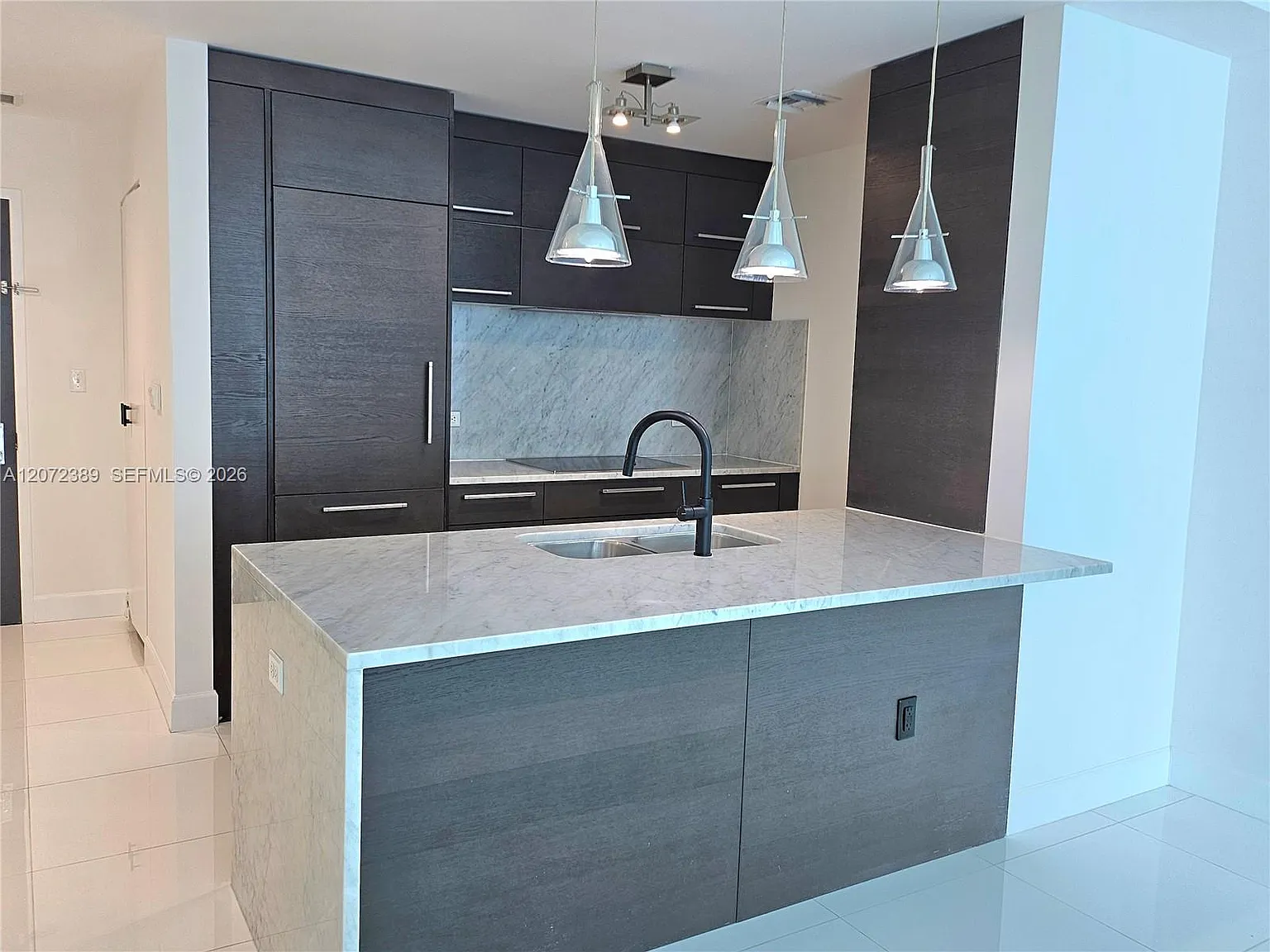 900 Biscayne Bay Condo — Photo 3