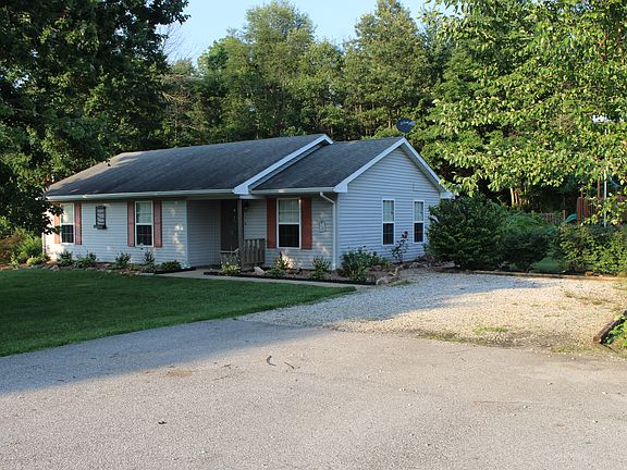 2nd image of 828 Keeling Ave NE