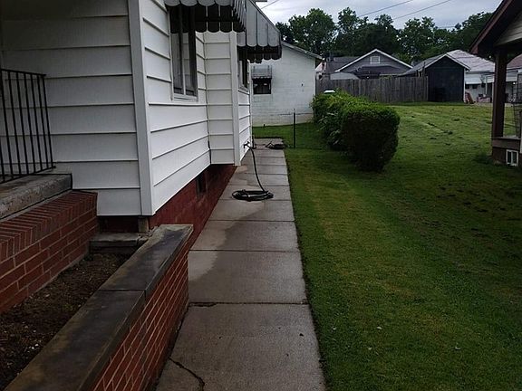 2nd image of 846 Eunice Ave