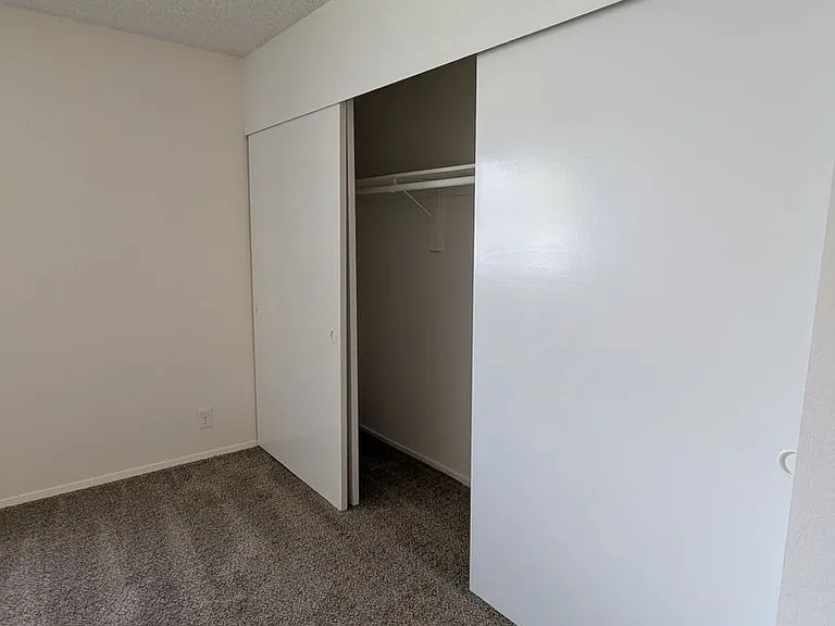 6450 Lincoln Ave — Photo 22