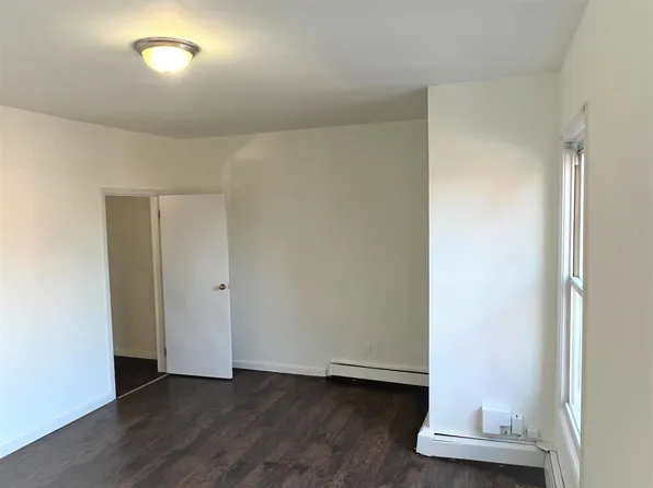 244 Webster Avenue image 6 of 9