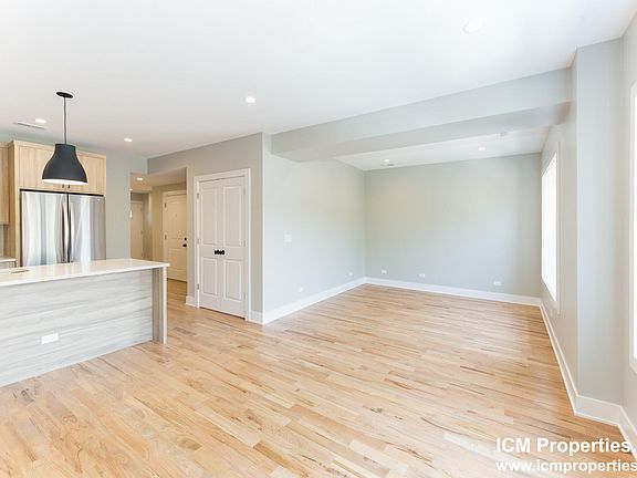 5th image of 2453 W Logan Blvd #2537CA2