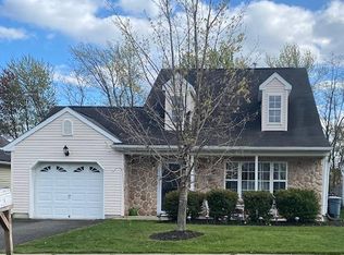 14 Ellison Ct, Union Beach, NJ 07735