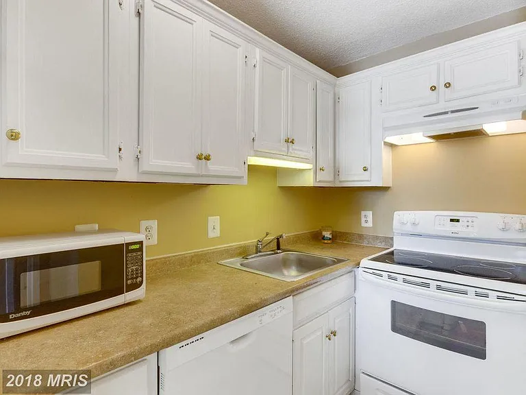 6800 Fleetwood Rd #414 — Photo 10