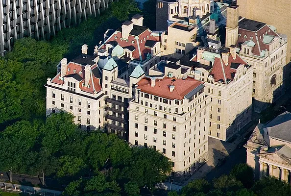 Rented by DelShah Capital LLC | media 7