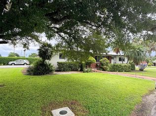 955 NW 4th St Street, Belle Glade, FL 33430