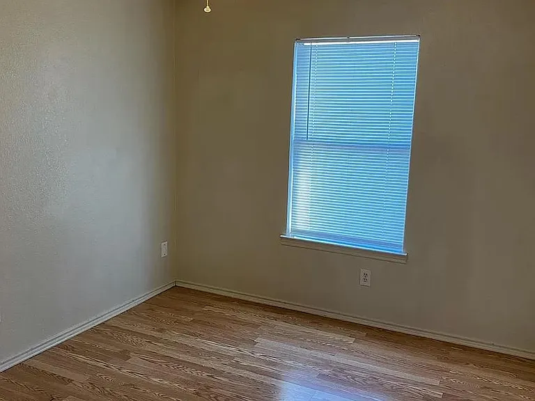 607 W Church Ave #1 — Photo 7