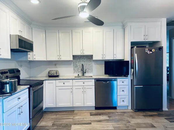137 Halden Strasse #C, Freehold, NJ 07728