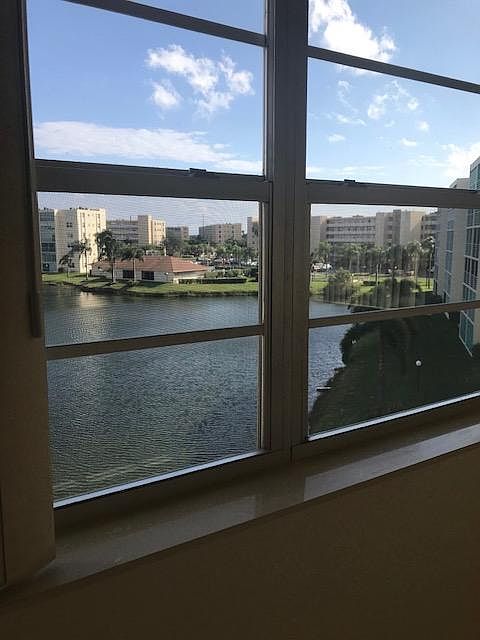 1st image of 101 SE 3rd Ave APT 408
