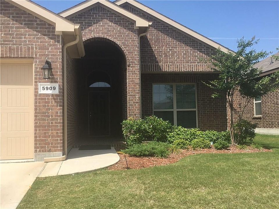1st image of 5909 Comanche Peak Dr