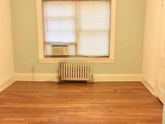 5th image of 2193 Grandview Ave #4