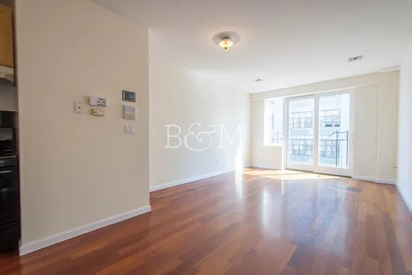 Rented by Brick&Mortar | media 42