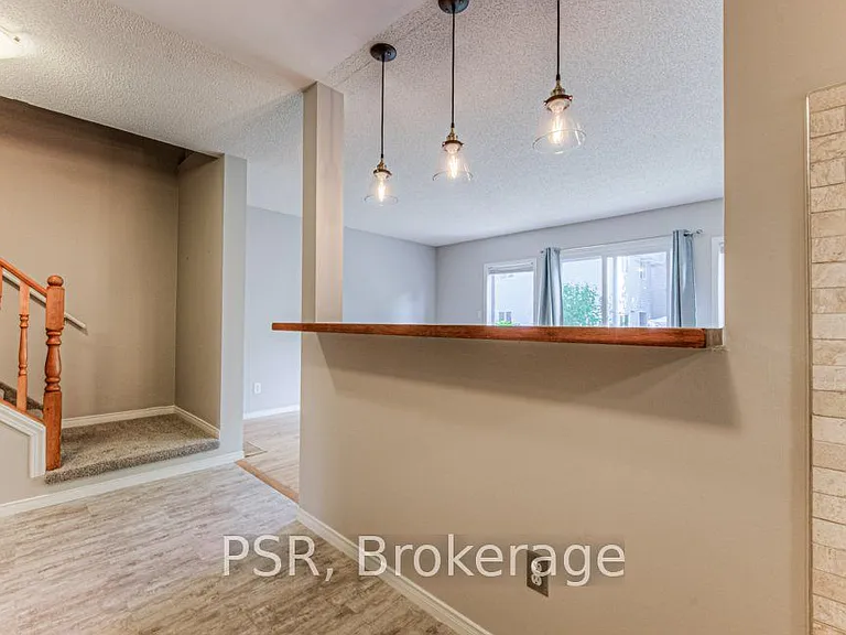 506 Chablis Dr — Photo 7